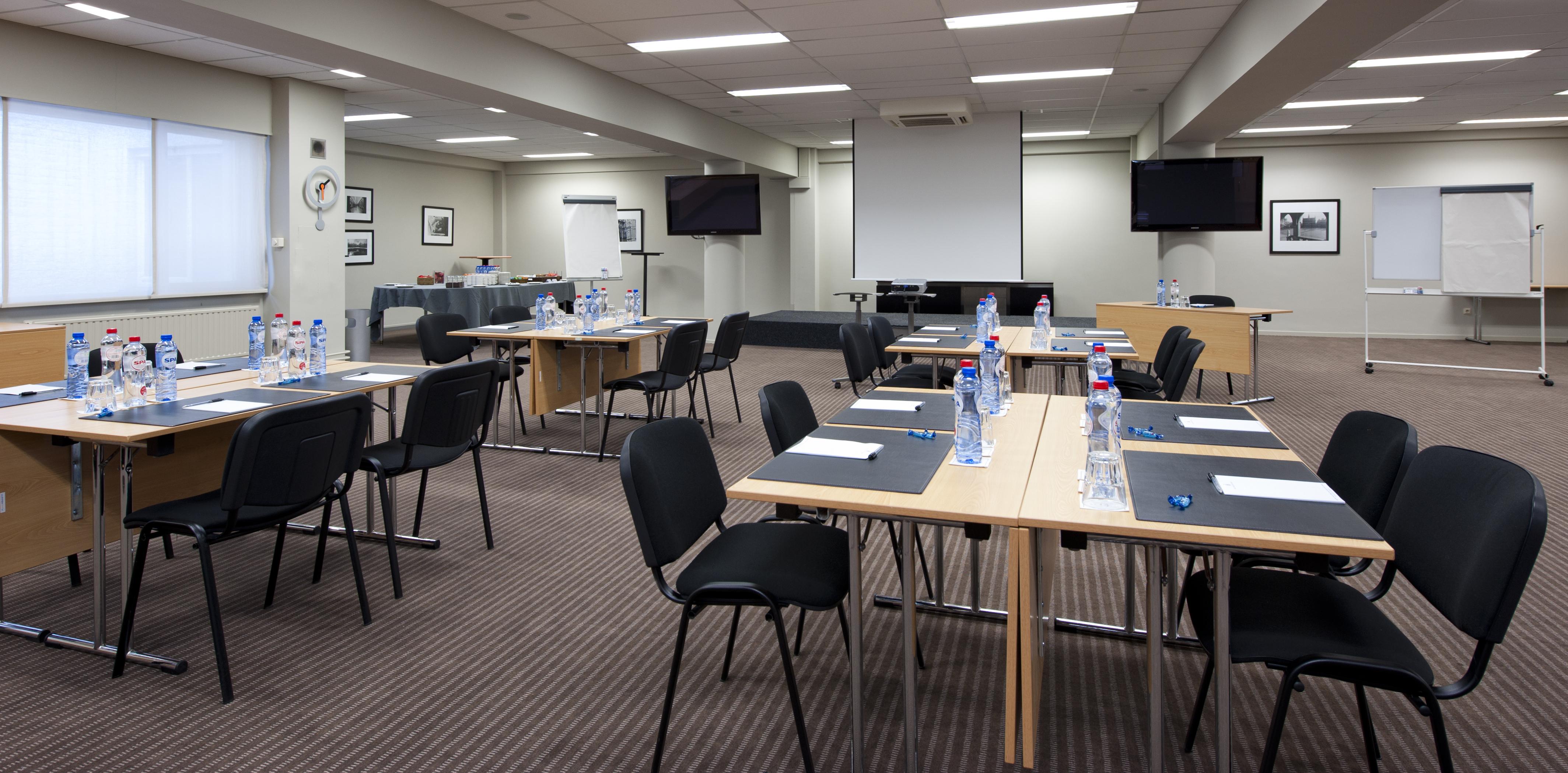 Hotel Manos Premier Saint-Gilles Ngoại thất bức ảnh