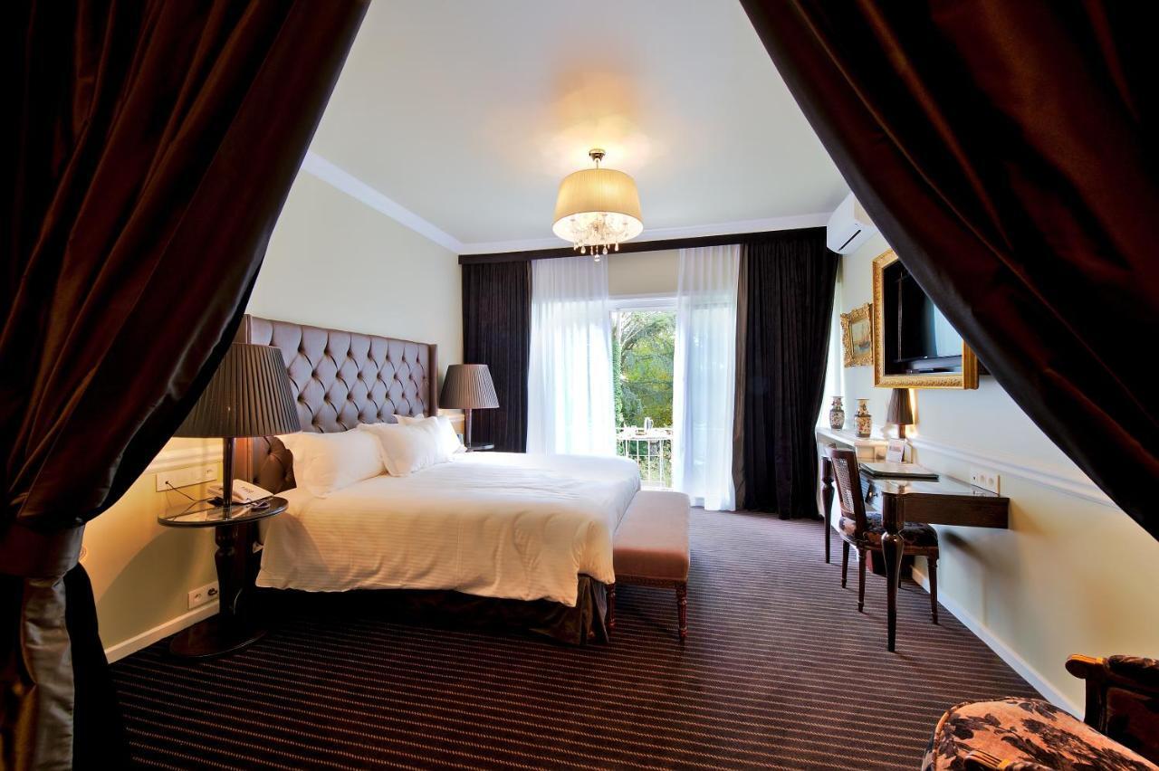 Hotel Manos Premier Saint-Gilles Ngoại thất bức ảnh